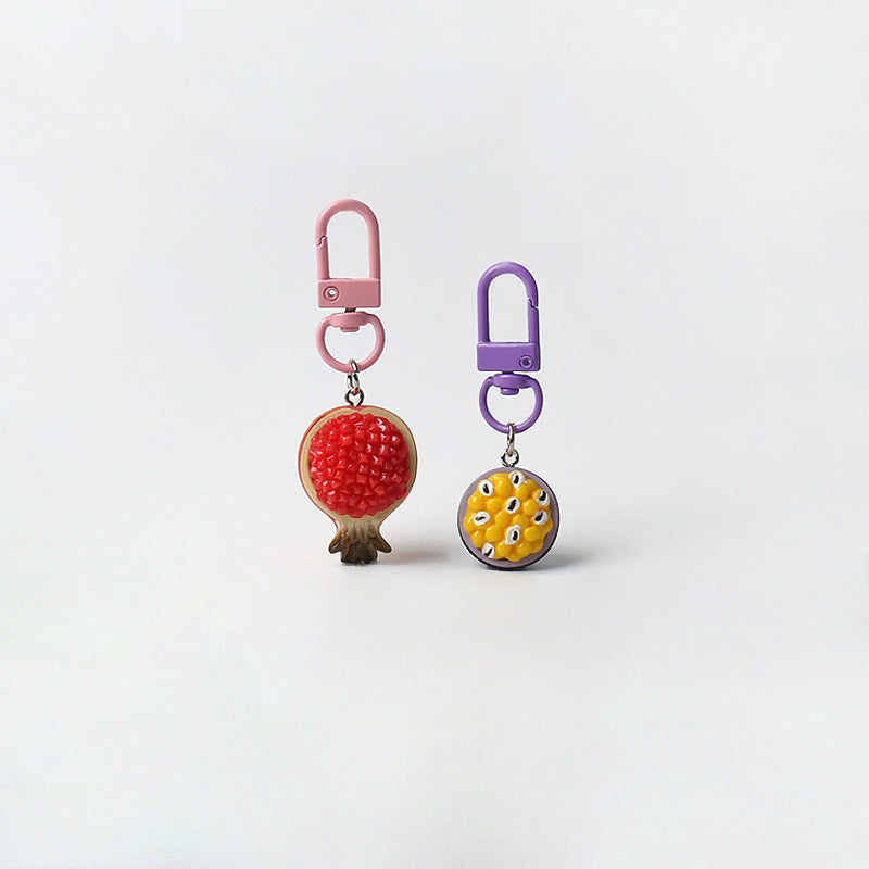Creative Super Realistic Fruit Keychain Personality Cute Pendant Versatile Simple Bag Charm Fun Accessory