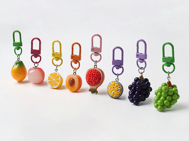 Creative Super Realistic Fruit Keychain Personality Cute Pendant Versatile Simple Bag Charm Fun Accessory