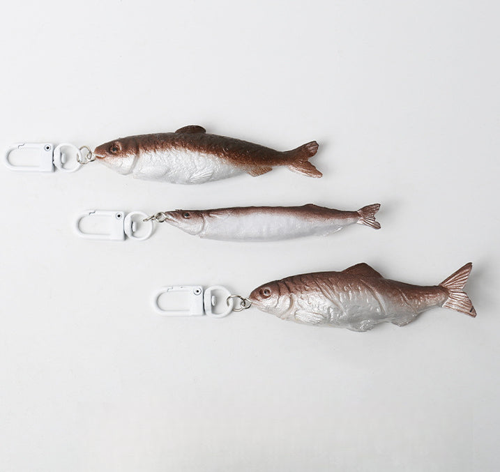 Quirky Realistic Salted Fish Keychain Backpack Pendant Ornament Personality Lifelike Japanese Style Fun Accessory