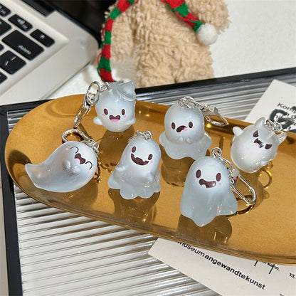 Creative Cute Glow-in-the-Dark Little Ghost Keychain Funny 3D Halloween Doll Backpack Pendant Ins Accessories